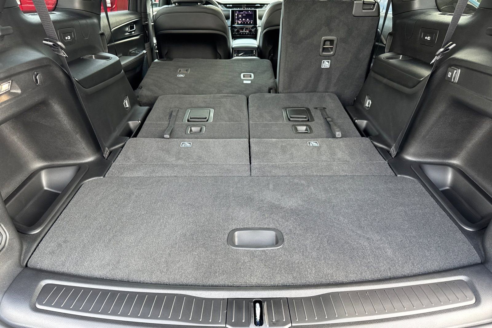 New 2025 Jeep Grand Cherokee L Altitude image 19