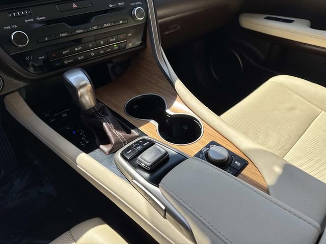 Used 2019 Lexus RX 350L Premium w/ Premium Package AWD/4WD image 26