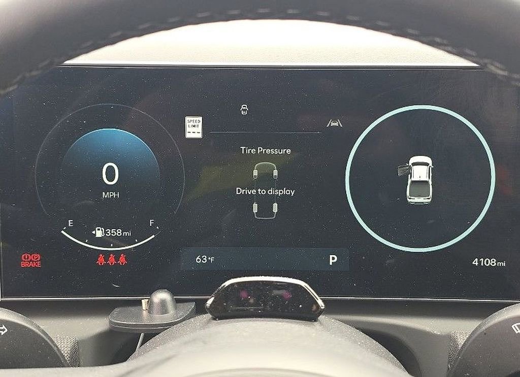 Used 2026 Hyundai Santa Cruz Limited image 9