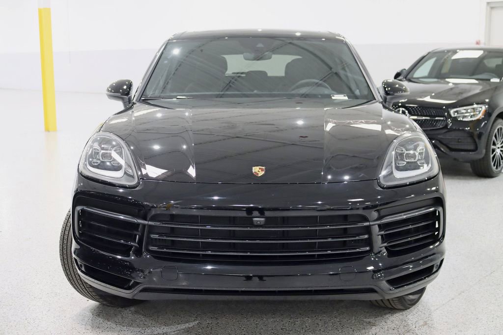 Used 2023 Porsche Cayenne image 8