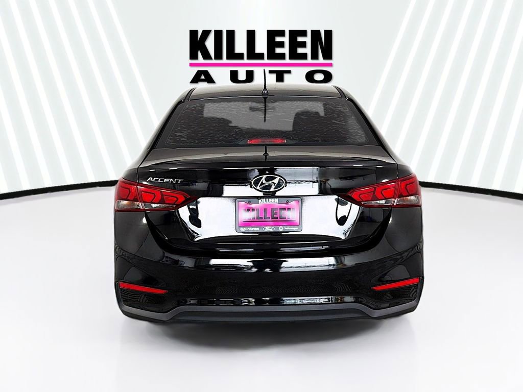 Used 2020 Hyundai Accent SE FWD image 3