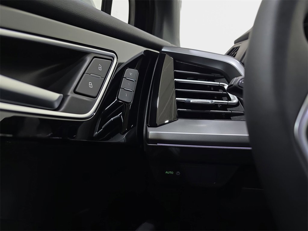 New 2026 Audi Q4 e-tron Premium image 26