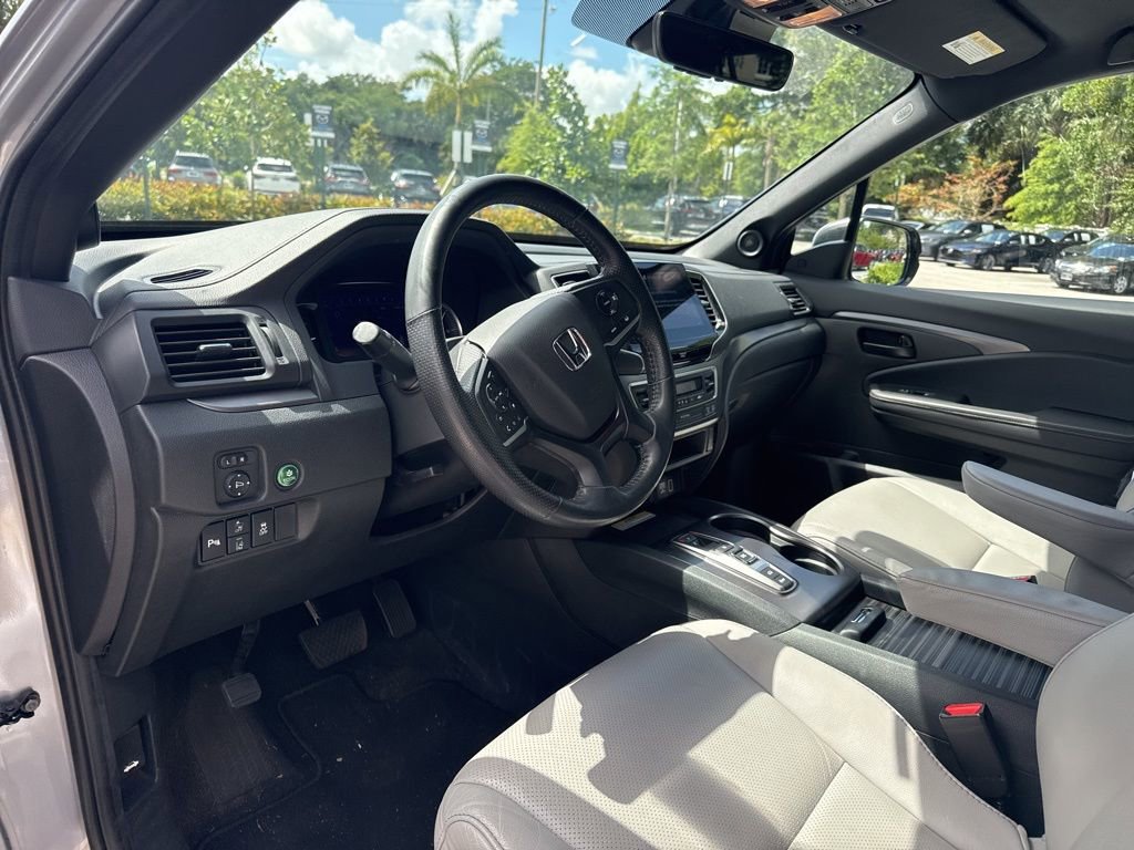 Used 2023 Honda Passport EX-L image 14