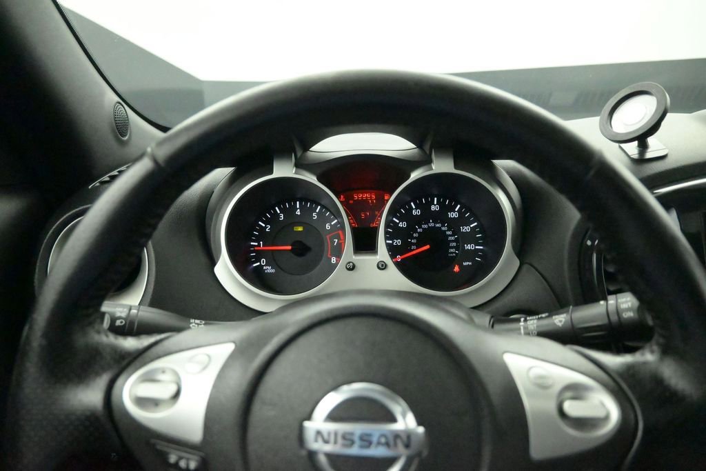 Used 2014 Nissan Juke SV AWD/4WD image 14