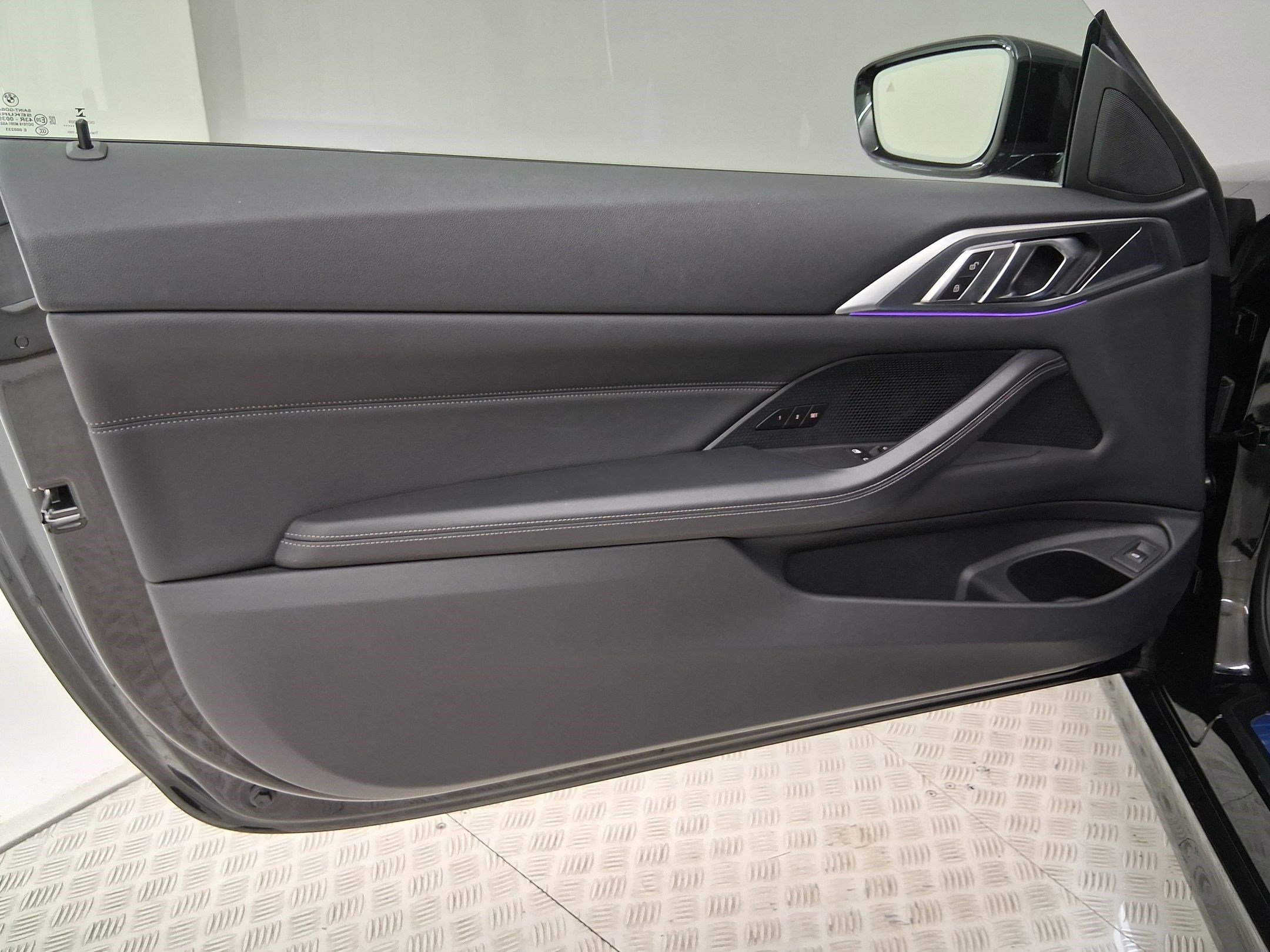 Used 2023 BMW 430i Coupe w/ Convenience Package RWD image 21
