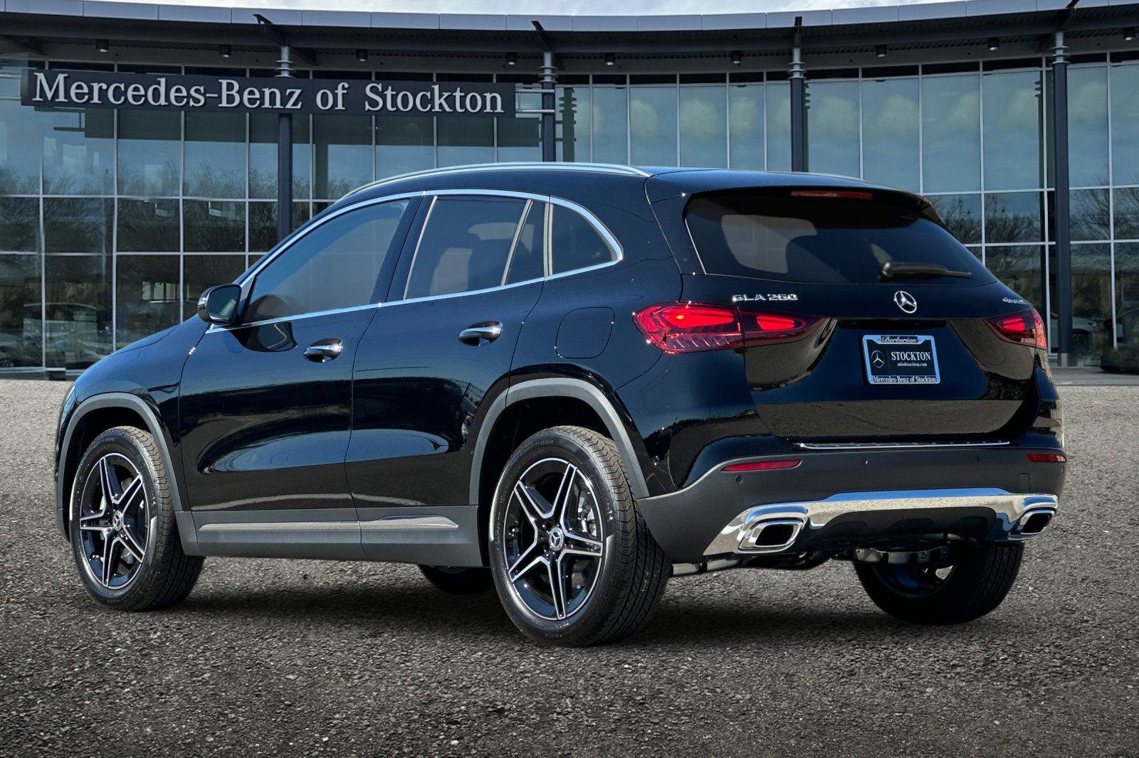 New 2026 Mercedes-Benz GLA 250 4MATIC image 6