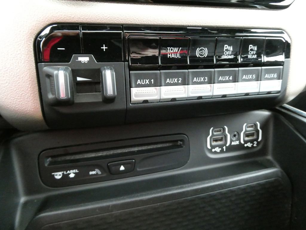 Used 2019 RAM 2500 Laramie AWD/4WD image 30