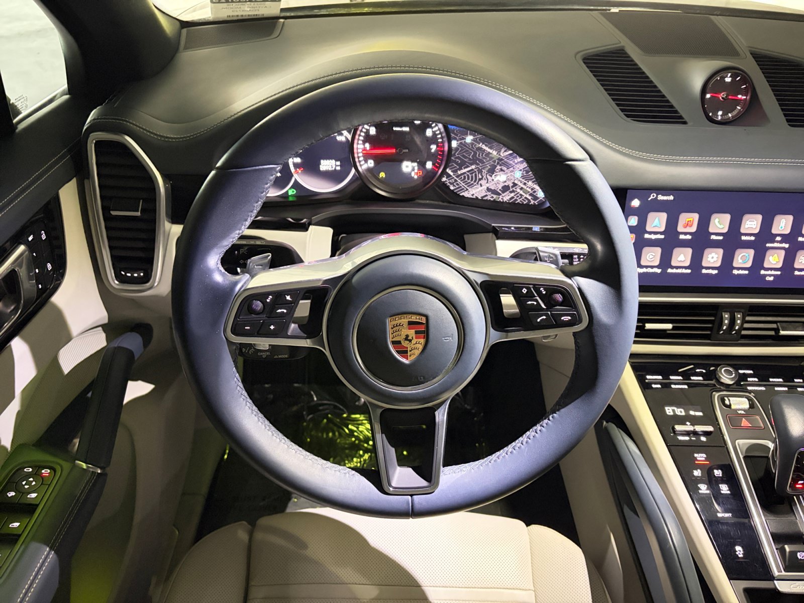 Certified 2023 Porsche Cayenne AWD/4WD image 36