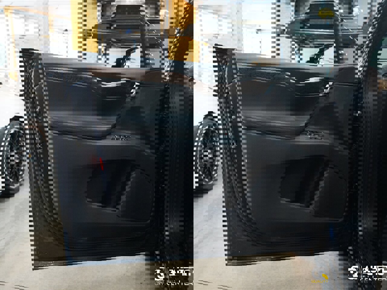 Used 2019 Tesla Model X 100D image 11