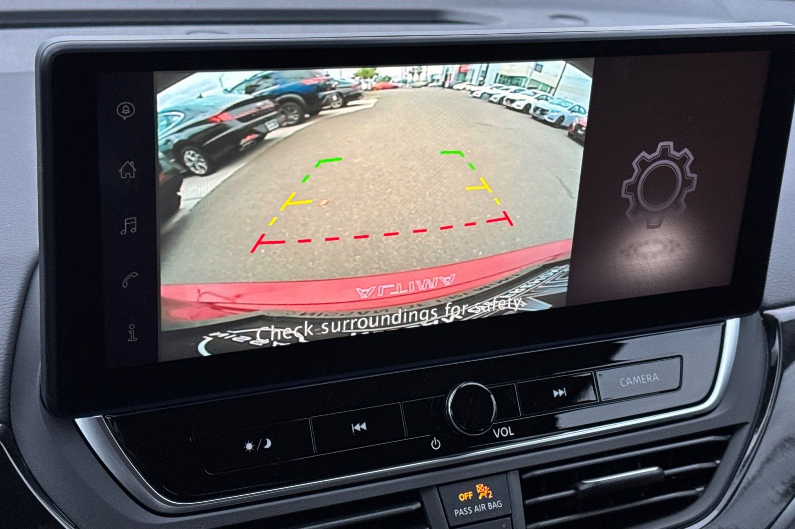 New 2025 Nissan Altima 2.5 SR w/ SR Premium Package image 15