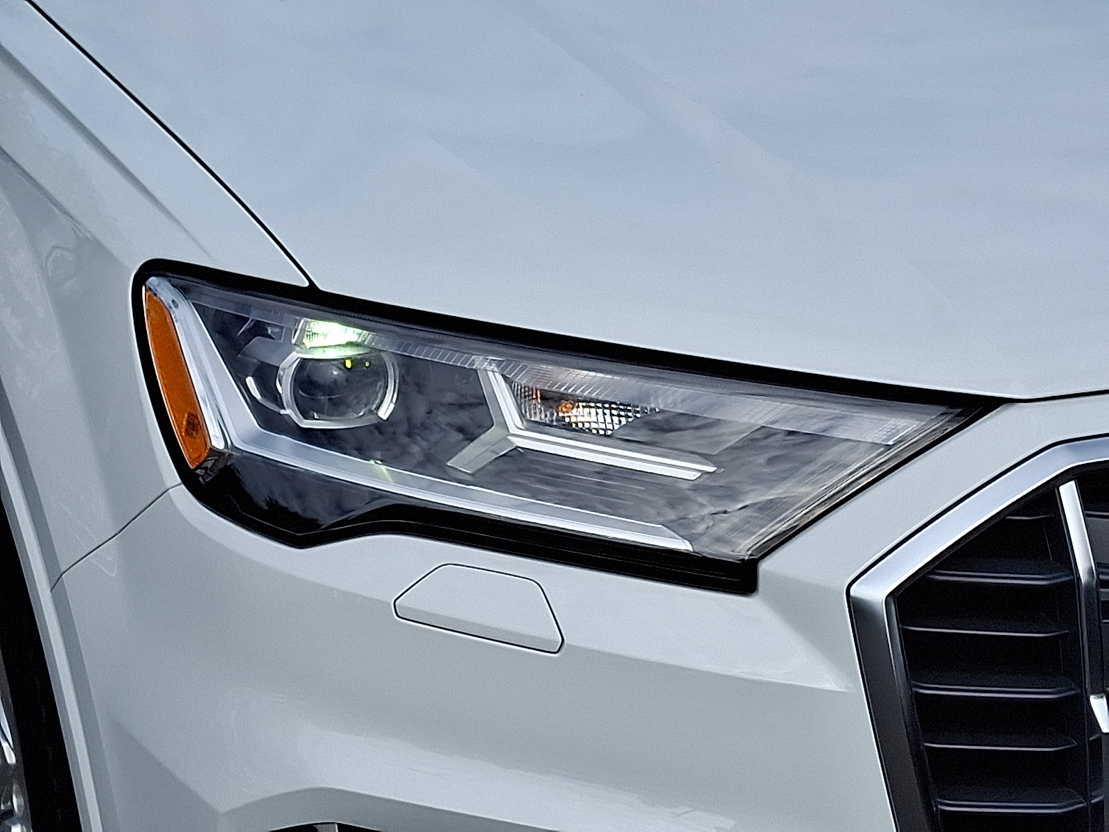 Used 2022 Audi Q7 3.0T Premium Plus AWD/4WD image 9