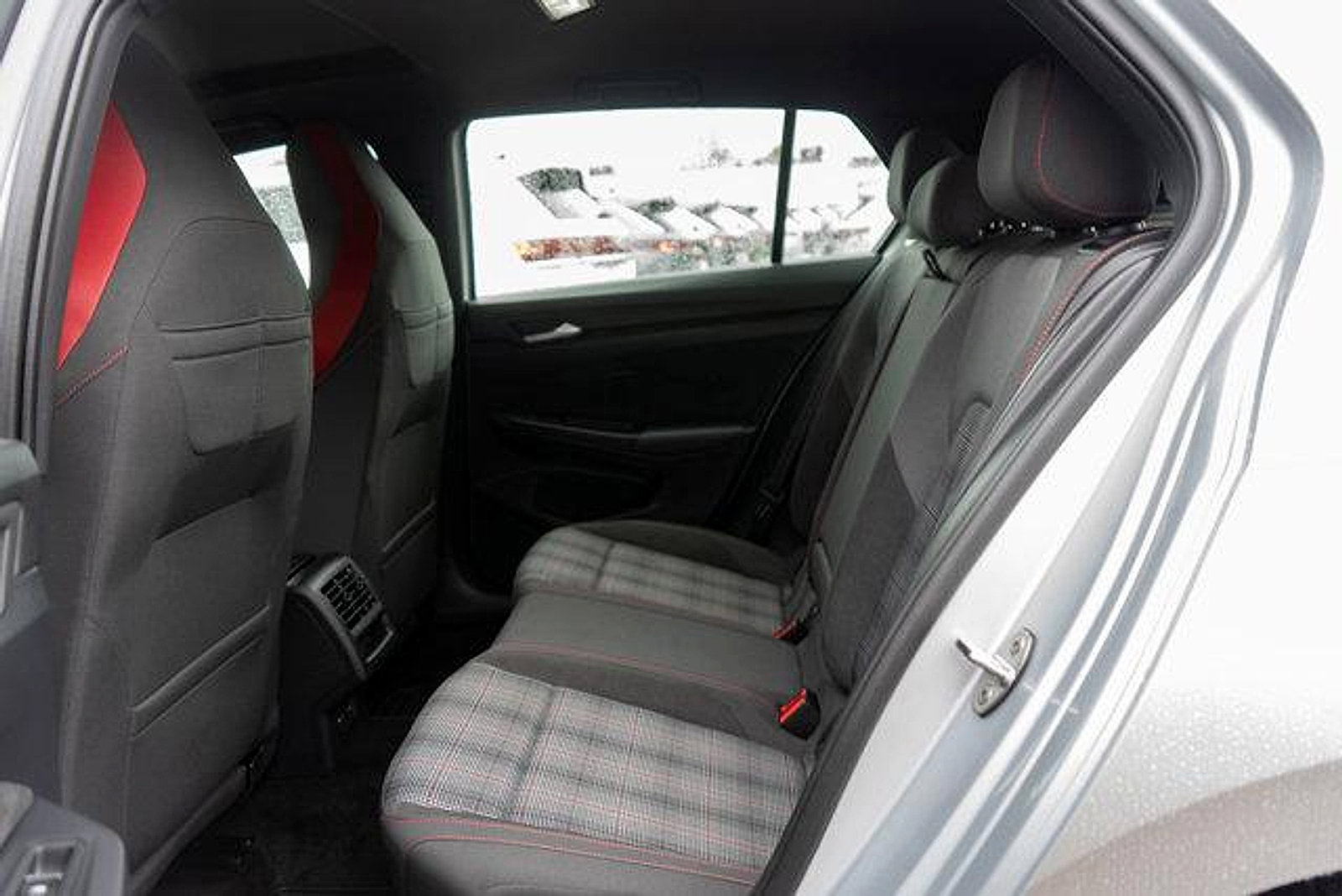 Certified 2023 Volkswagen GTI SE FWD image 23