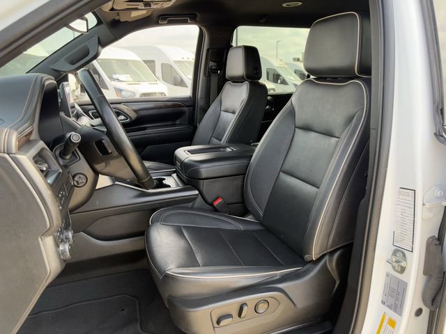 Used 2023 Chevrolet Suburban Premier AWD/4WD image 25