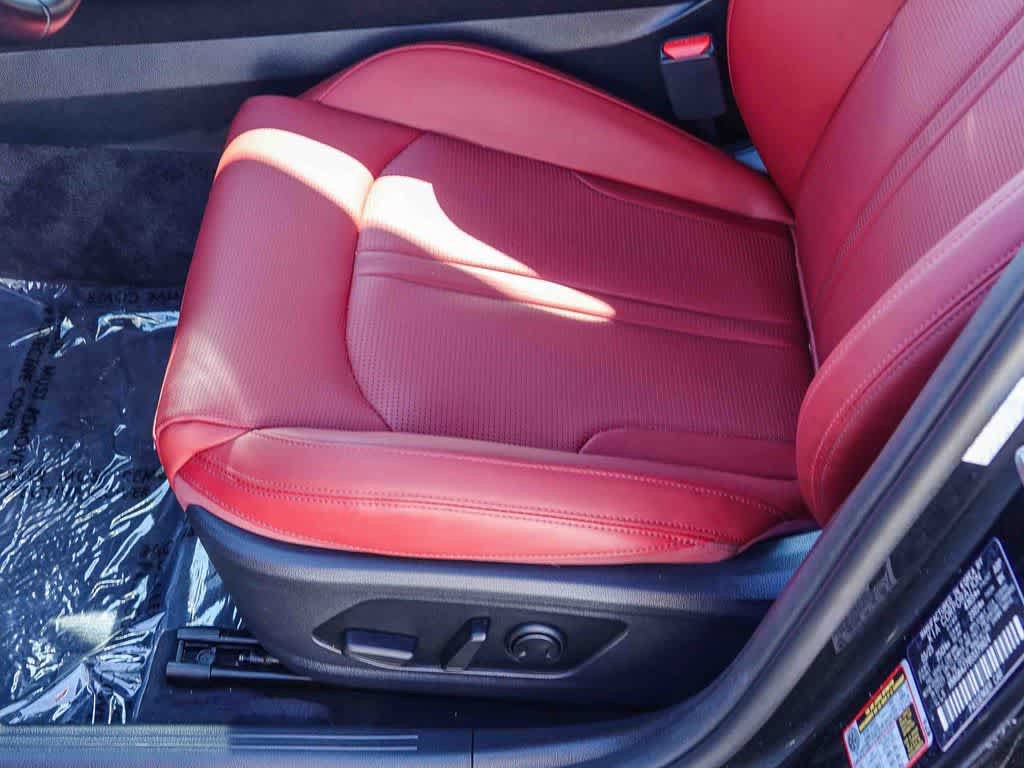 Used 2025 Kia K5 GT-Line w/ GT-Line Premium Package FWD image 17