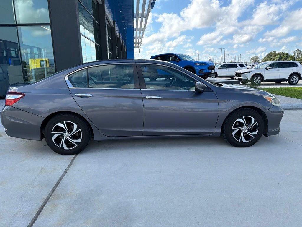 Used 2016 Honda Accord LX image 4