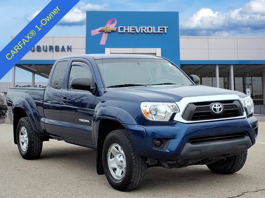 Used 2015 Toyota Tacoma 4x4 Access Cab w/ SR5 Package image 3