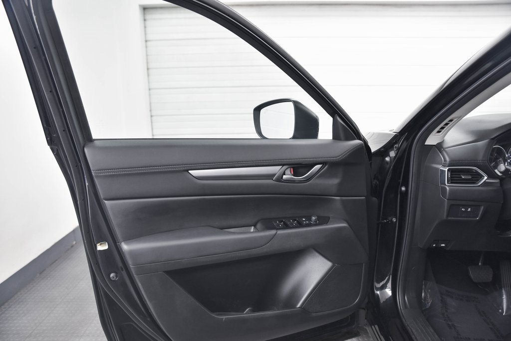 Used 2021 MAZDA CX-5 Touring image 9