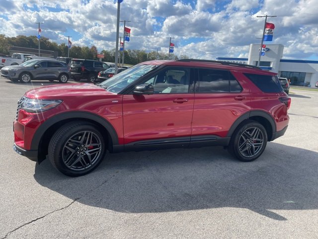 New 2026 Ford Explorer ST-Line image 5