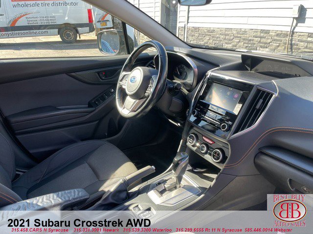Used 2021 Subaru Crosstrek 2.0i Premium w/ Moonroof Package image 9