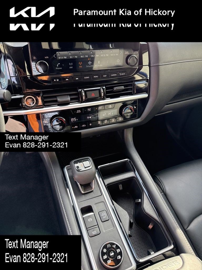 Used 2022 Nissan Pathfinder SL w/ SL Black Package image 25