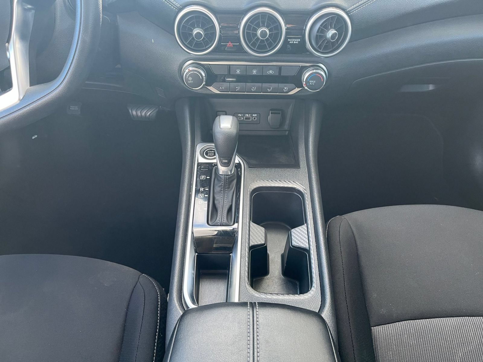 Used 2025 Nissan Sentra SV FWD image 39