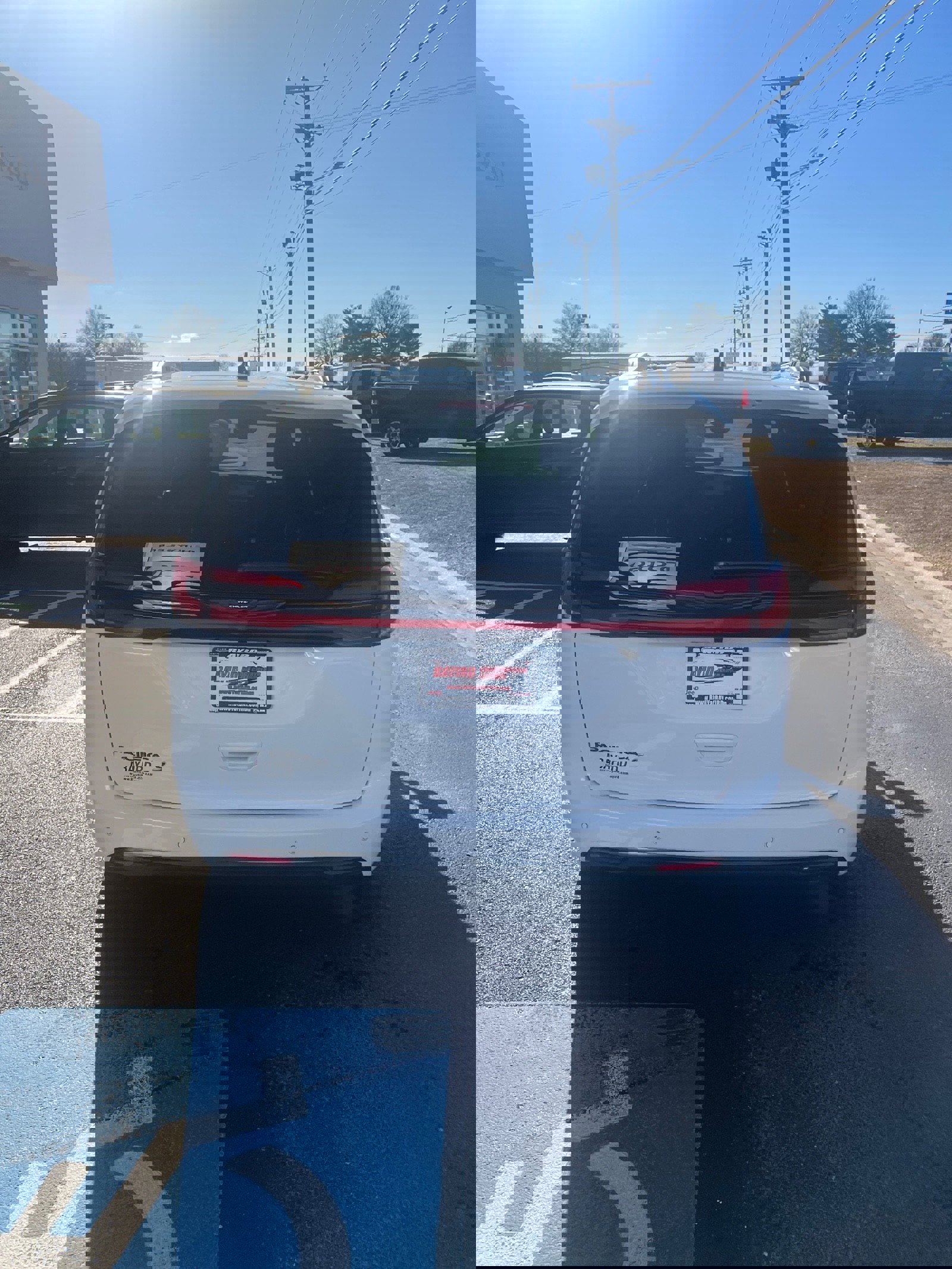 New 2026 Chrysler Pacifica Select image 6