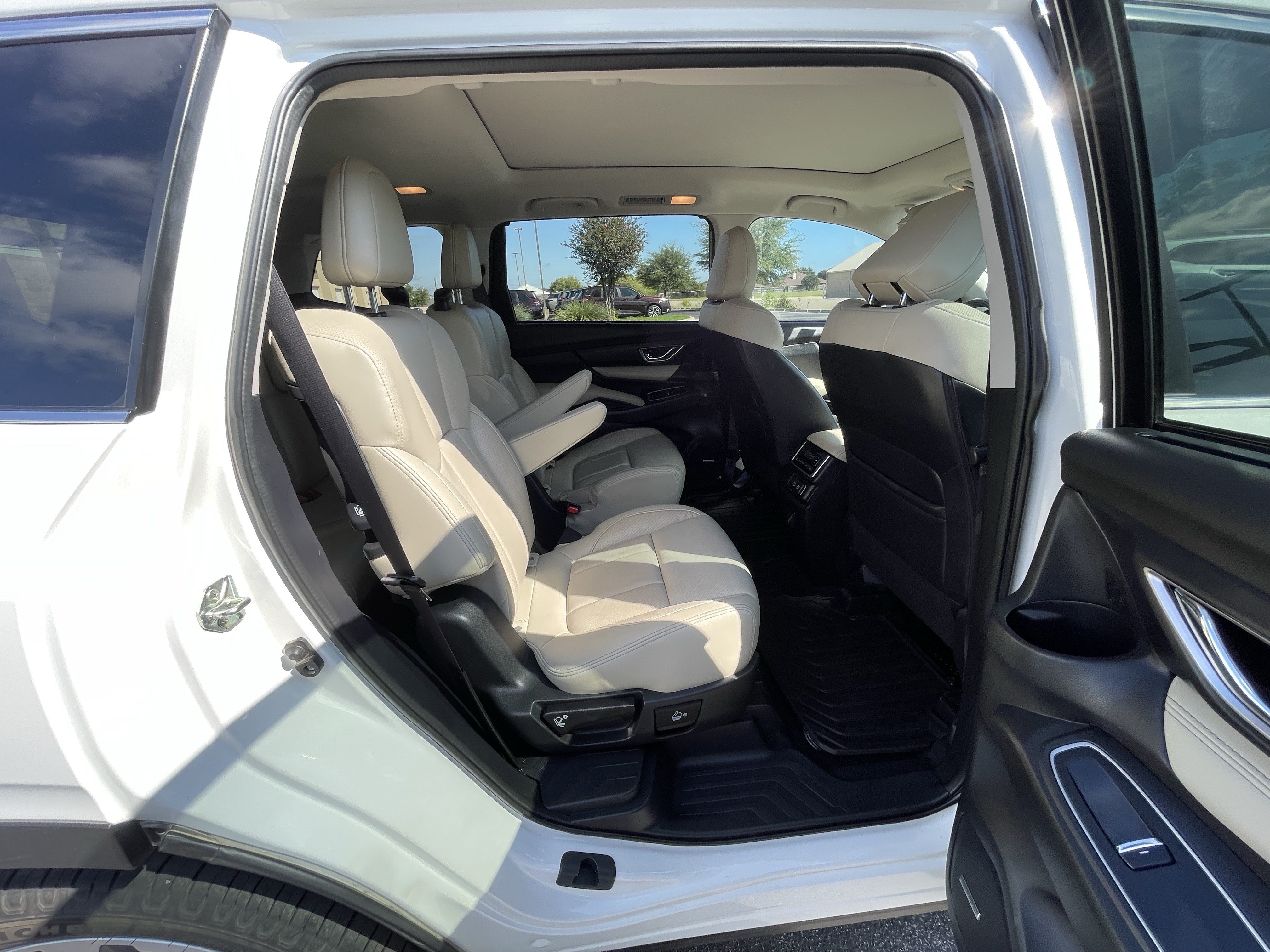 Used 2020 Subaru Ascent Limited AWD/4WD image 12