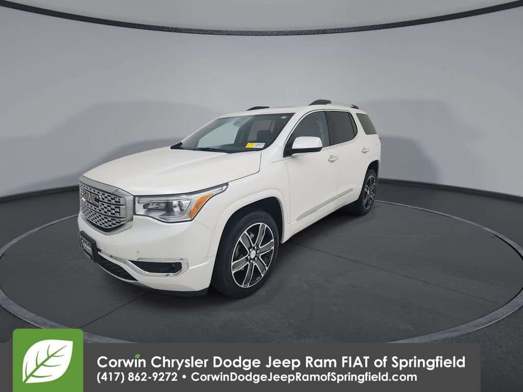 Used 2017 GMC Acadia Denali image 4