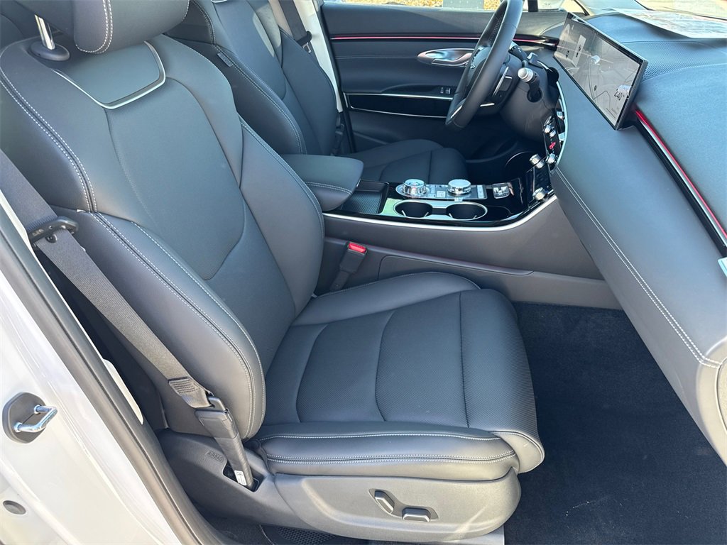 New 2026 Genesis GV70 2.5T image 13