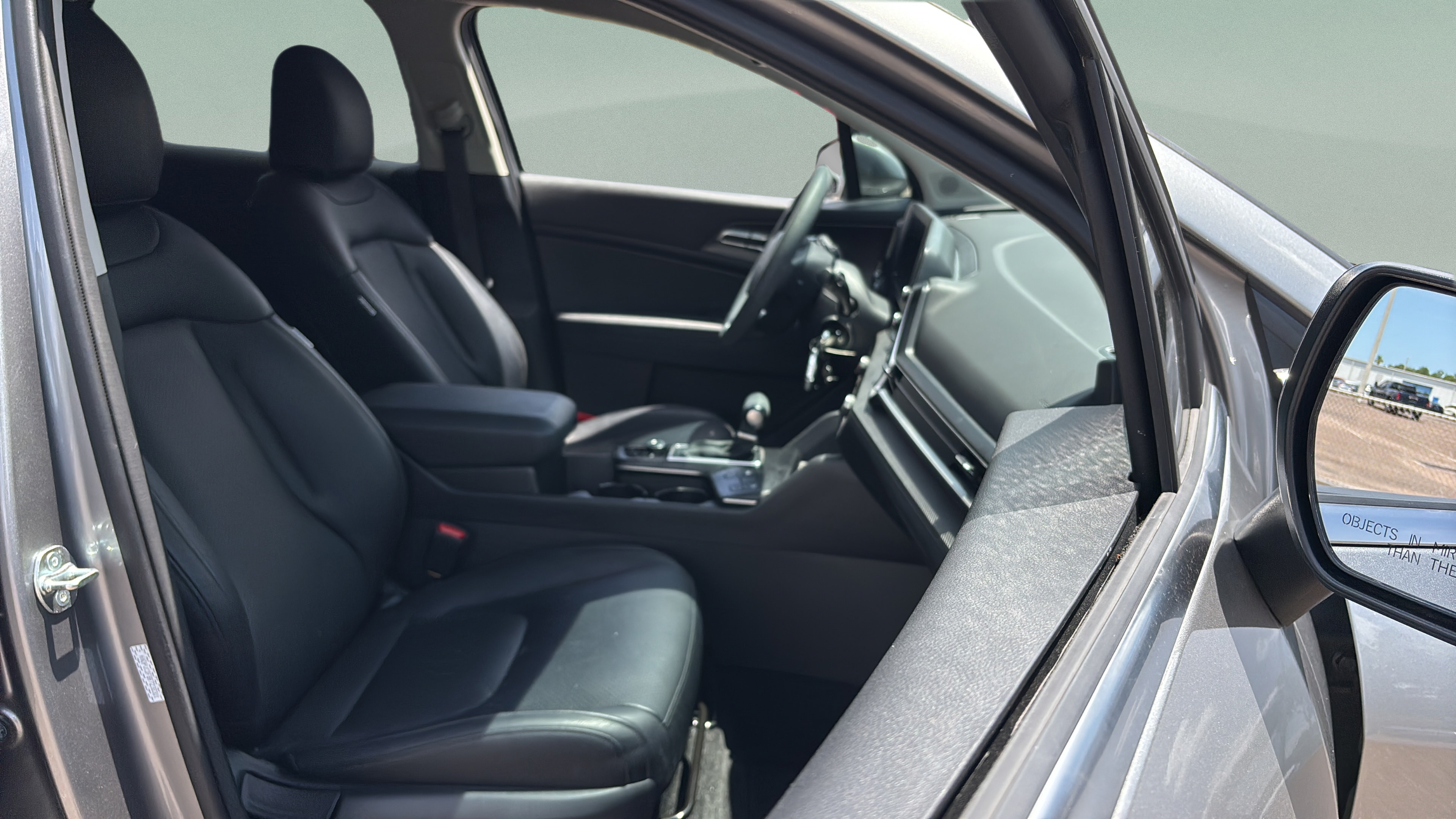 Used 2024 Kia Sportage LX AWD/4WD image 21