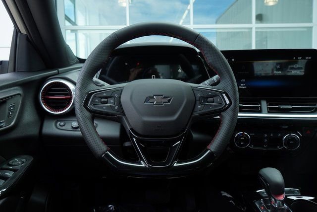 New 2026 Chevrolet Trax RS w/ Sunroof Package FWD image 18