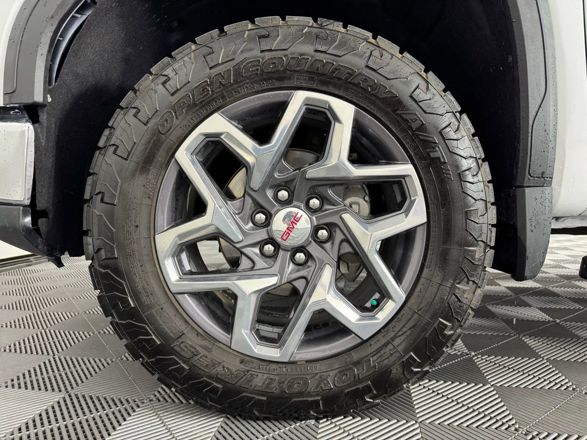 Used 2023 GMC Sierra 1500 SLT w/ SLT Premium Package image 46