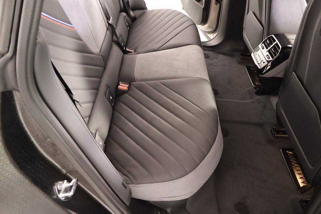 New 2026 BMW iX xDrive45 w/ M Sport Package image 15