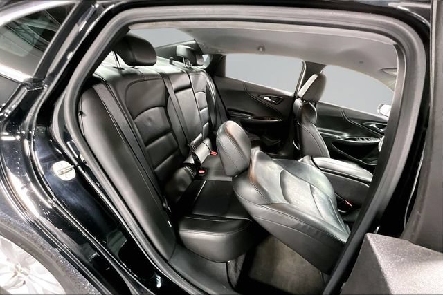 Used 2016 Chevrolet Malibu LT w/ Leather Package FWD image 23