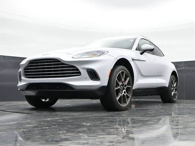 Used 2021 Aston Martin DBX AWD/4WD image 40