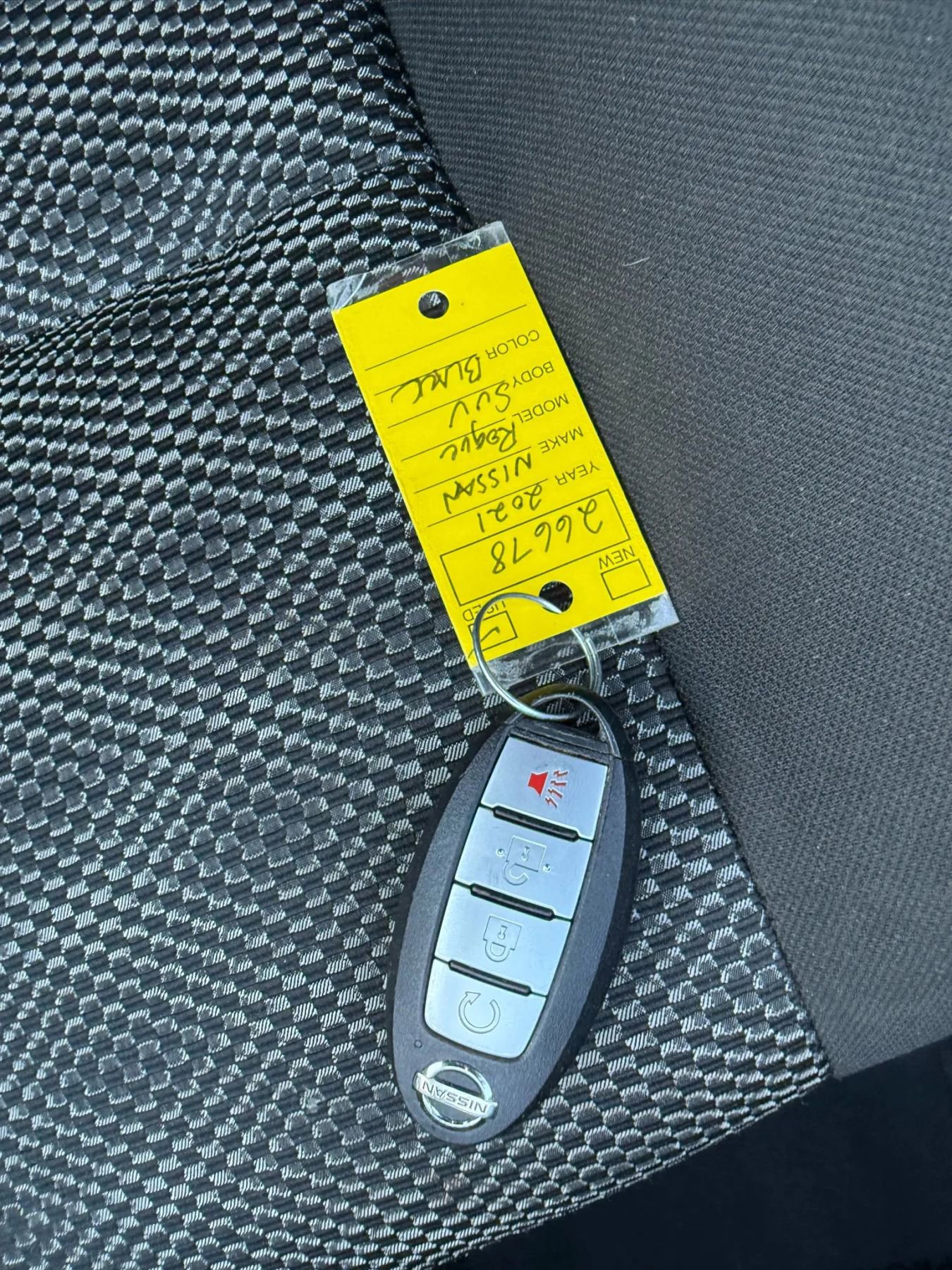 Used 2021 Nissan Rogue Sport SV image 27