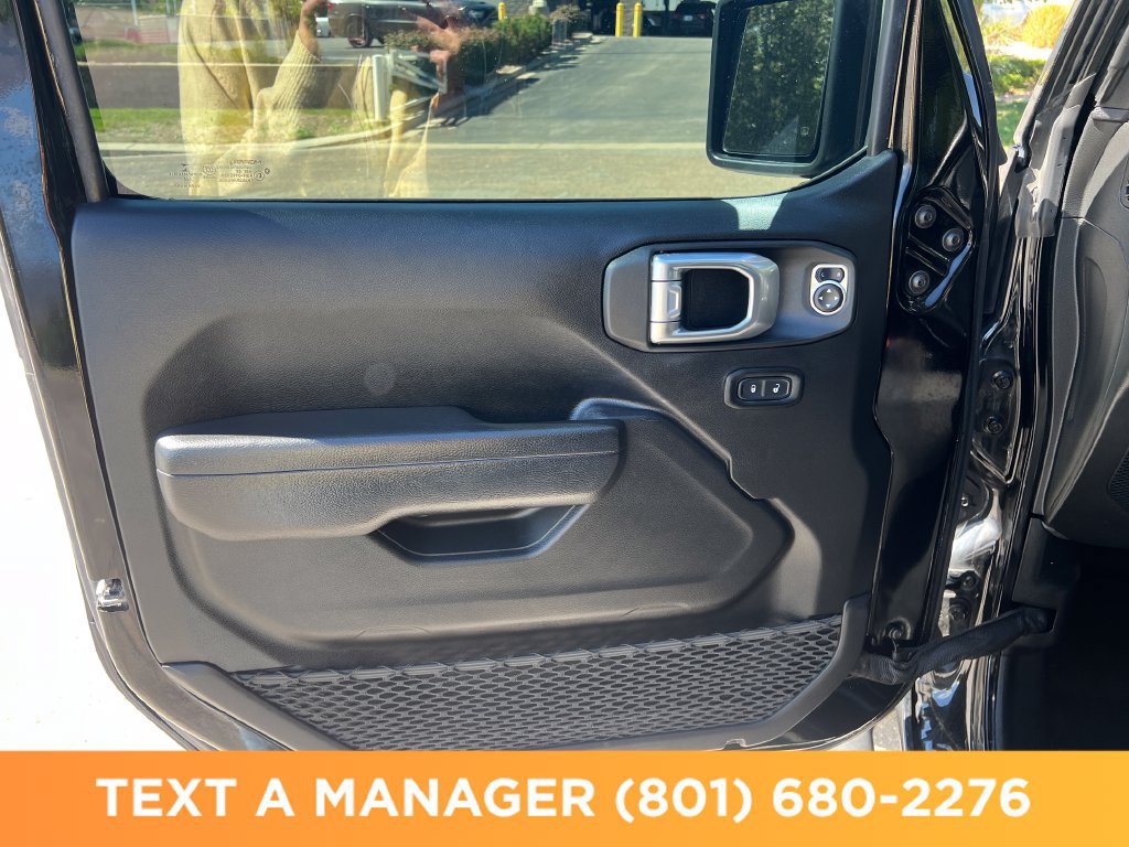 Used 2022 Jeep Wrangler Unlimited Sport AWD/4WD image 13
