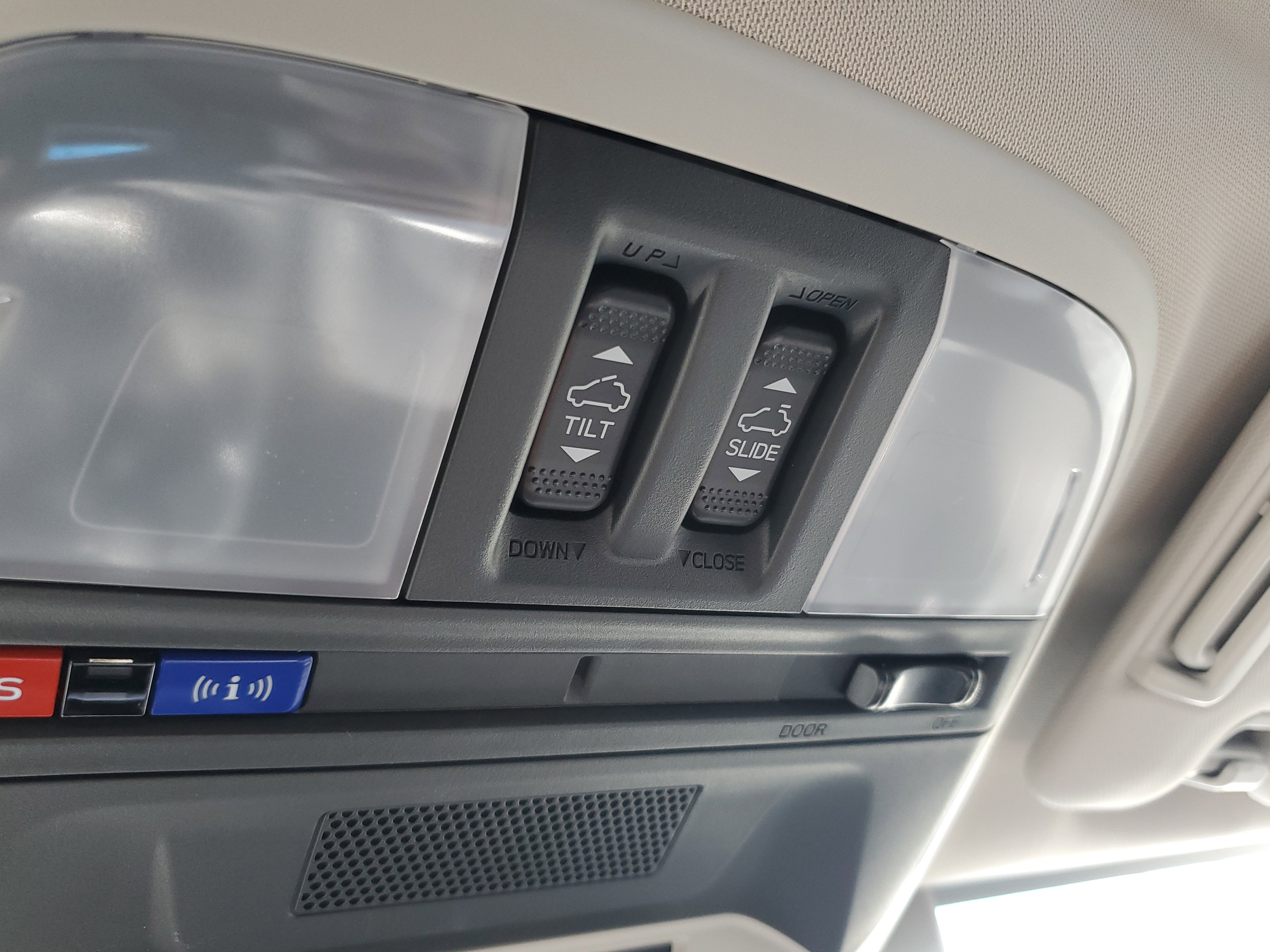 Certified 2025 Subaru Crosstrek 2.0i Premium AWD/4WD image 28