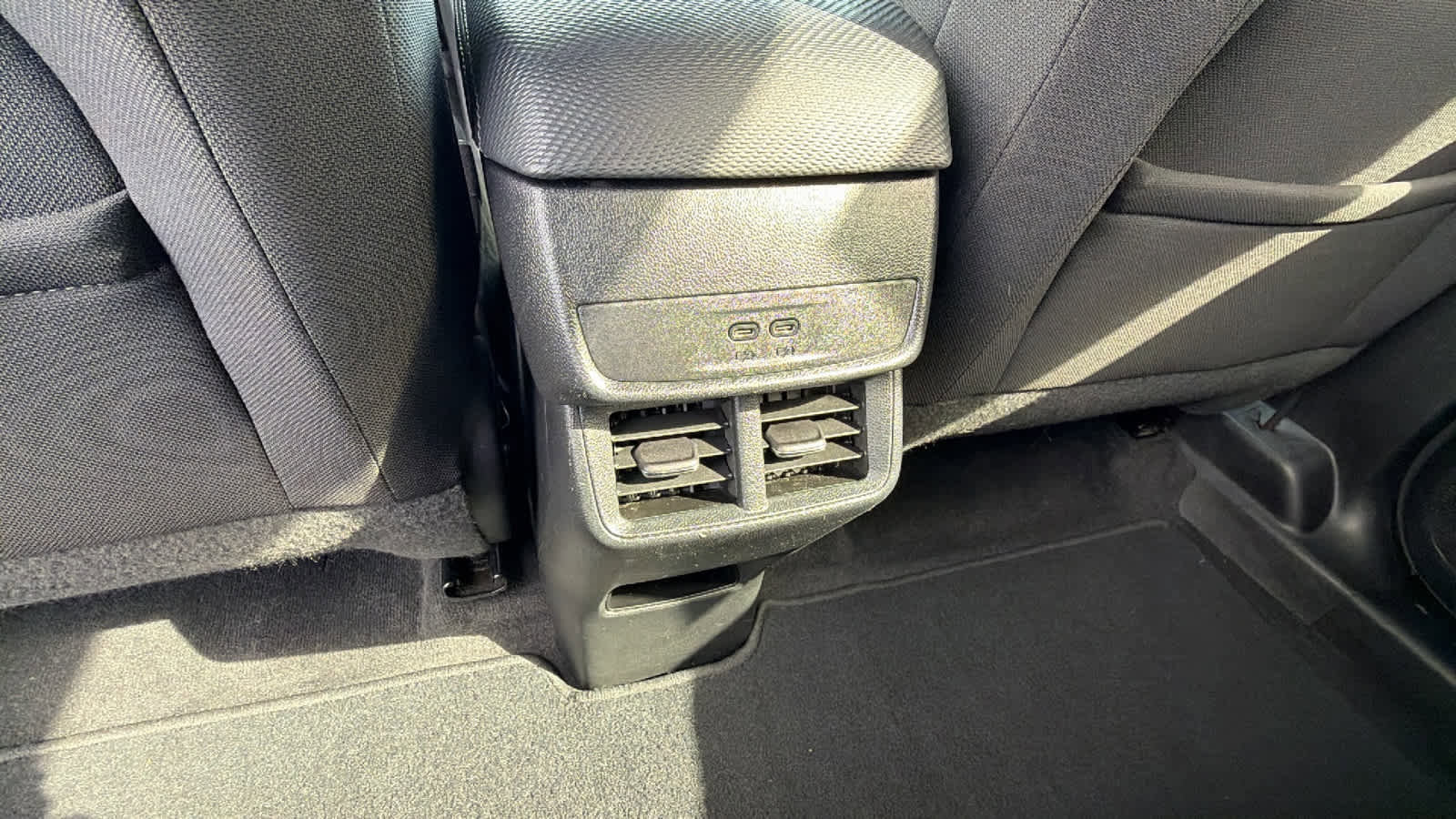 Used 2025 Chevrolet Equinox LT image 25