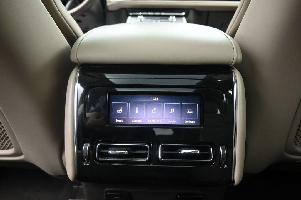 Used 2021 Lincoln Aviator Reserve w/ Equipment Group 201A AWD/4WD image 28