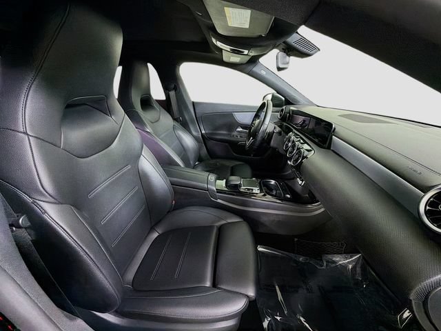 Used 2020 Mercedes-Benz CLA 250 image 26