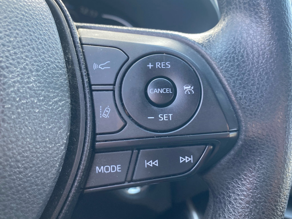 Used 2024 Toyota RAV4 XLE image 24