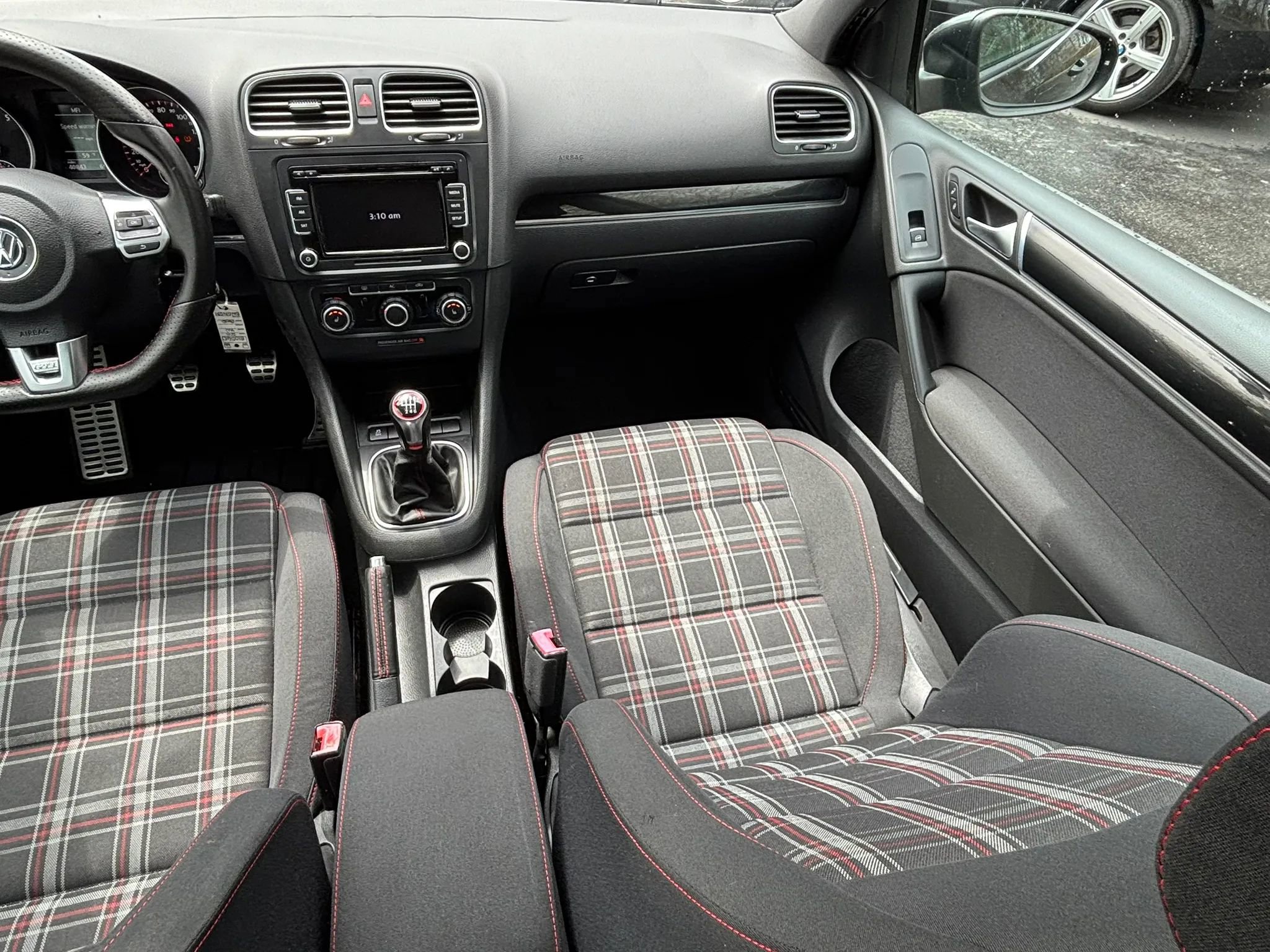 Used 2011 Volkswagen GTI 2-Door FWD image 23