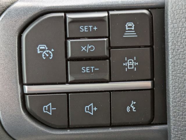 New 2026 Ford F250 Lariat w/ Black Appearance Package image 26