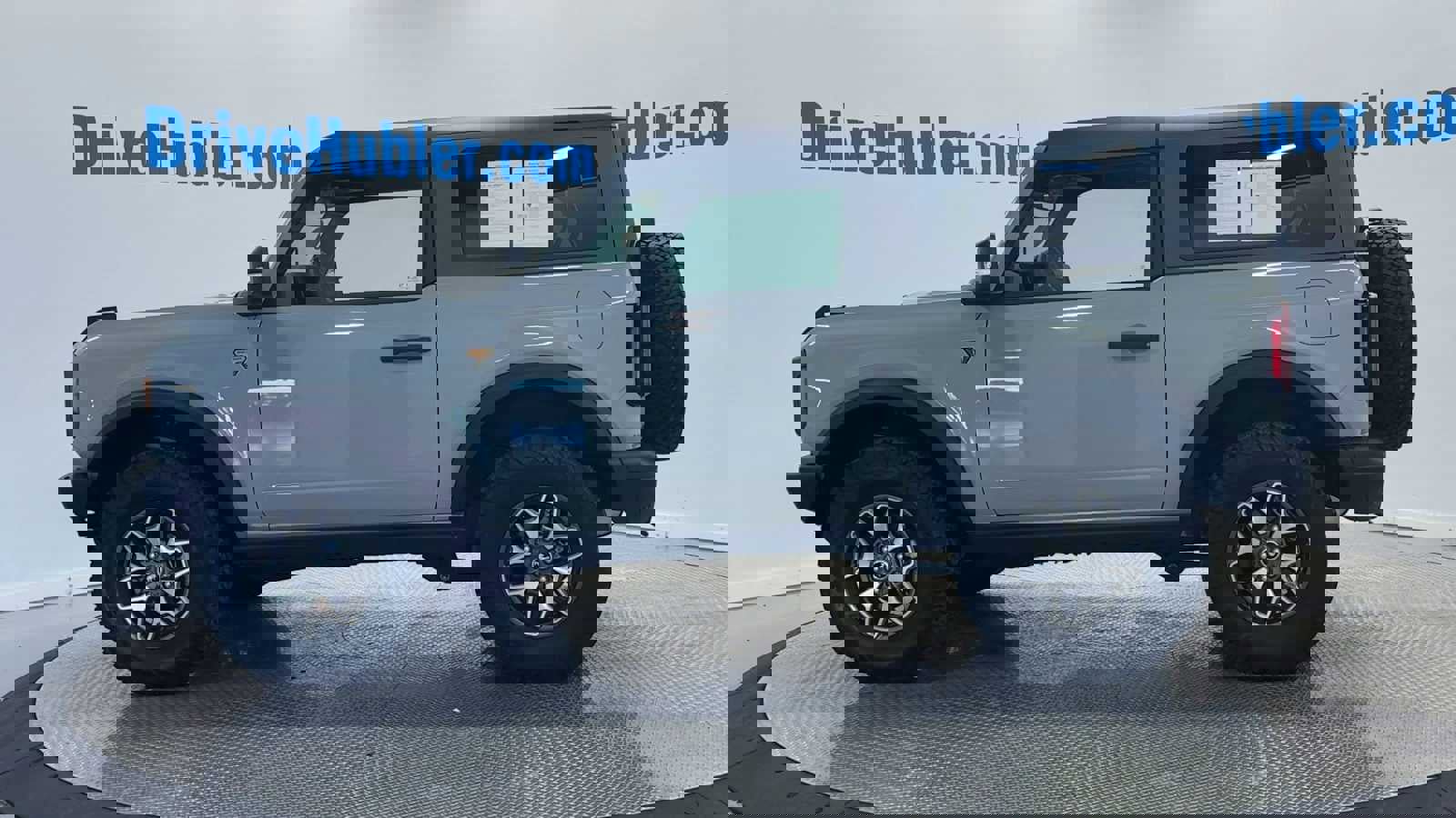 Used 2024 Ford Bronco Badlands image 5