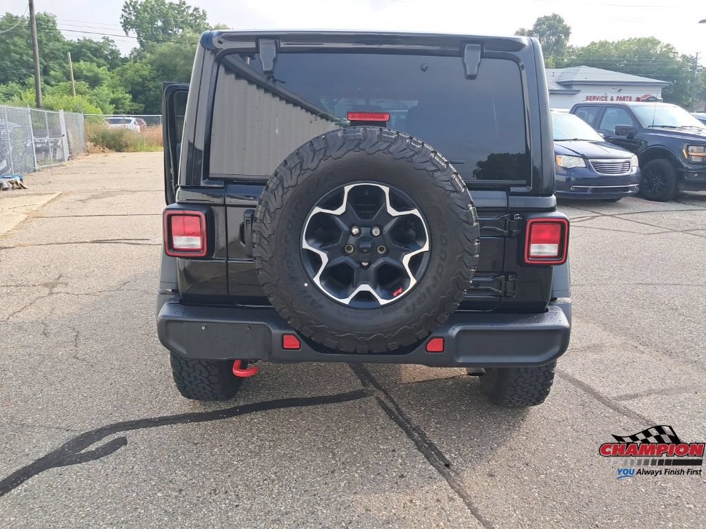 Used 2023 Jeep Wrangler Unlimited Rubicon w/ Cold Weather Group AWD/4WD image 22