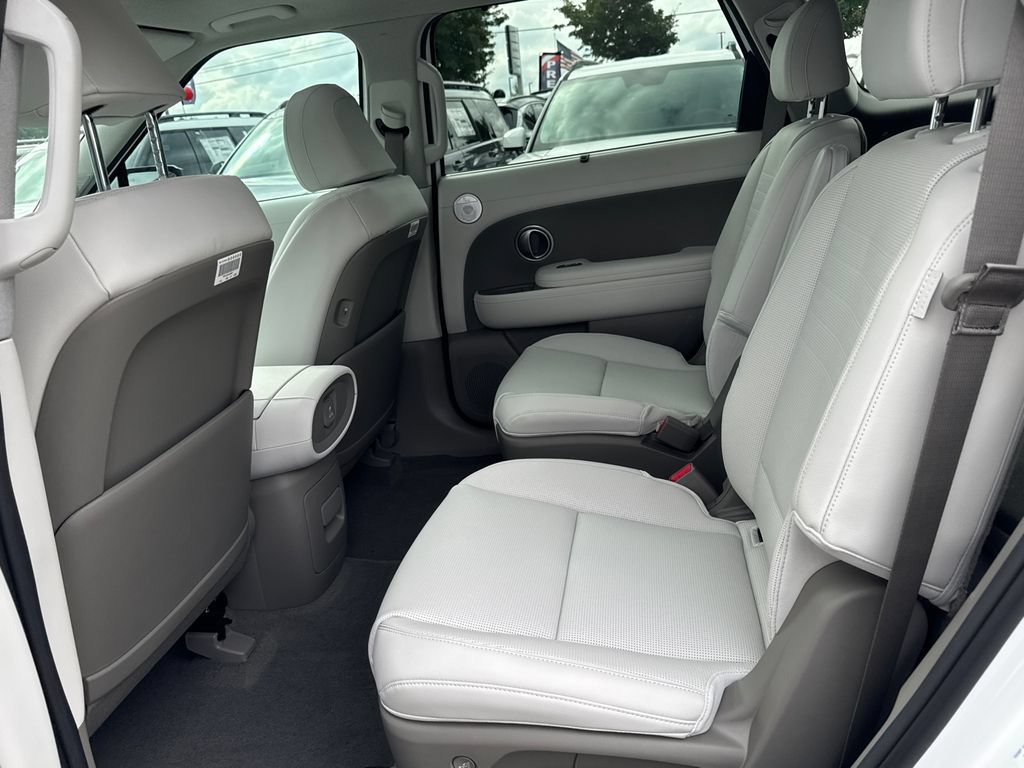 New 2026 Hyundai Palisade Limited FWD image 12