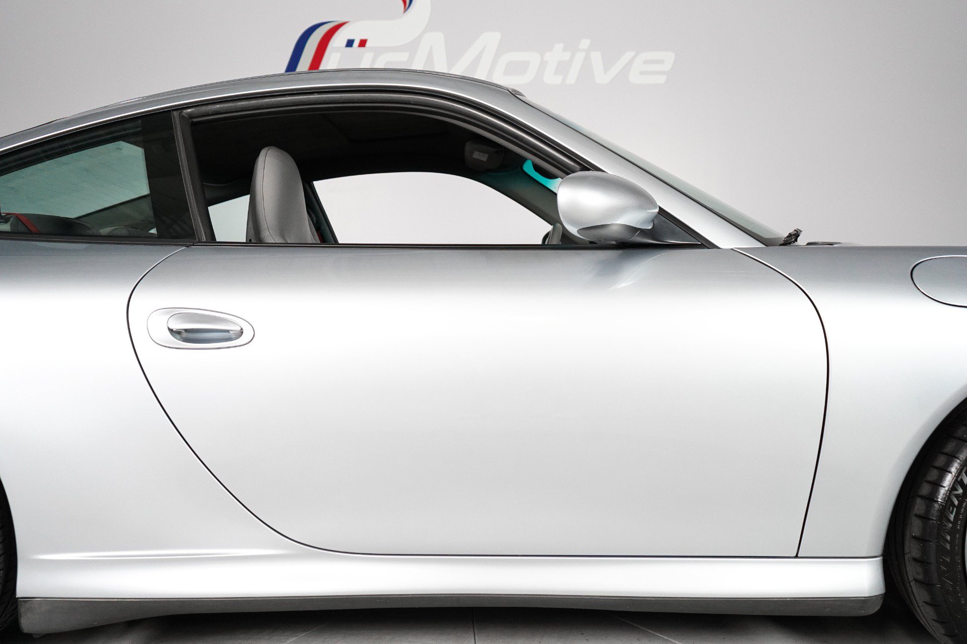 Used 2003 Porsche 911 Carrera RWD image 26