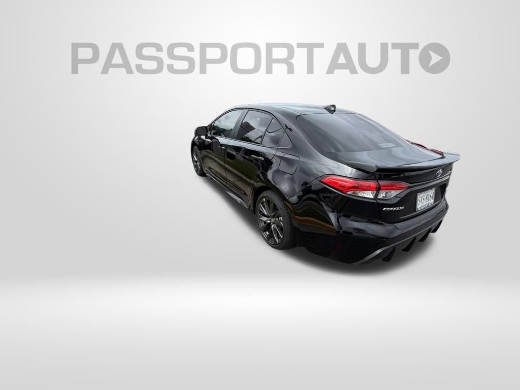 Used 2026 Toyota Corolla SE FWD image 3