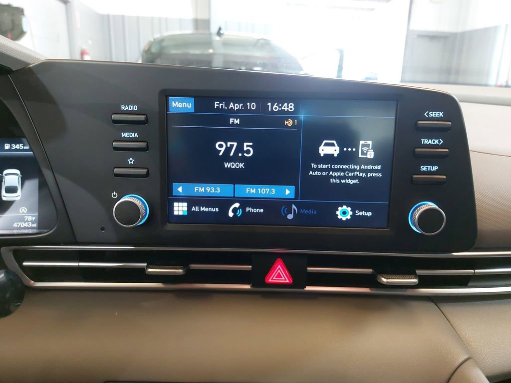 Used 2023 Hyundai Elantra SE FWD image 23